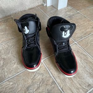 Limited edition Adidas x Mickey Mouse w/crossbones